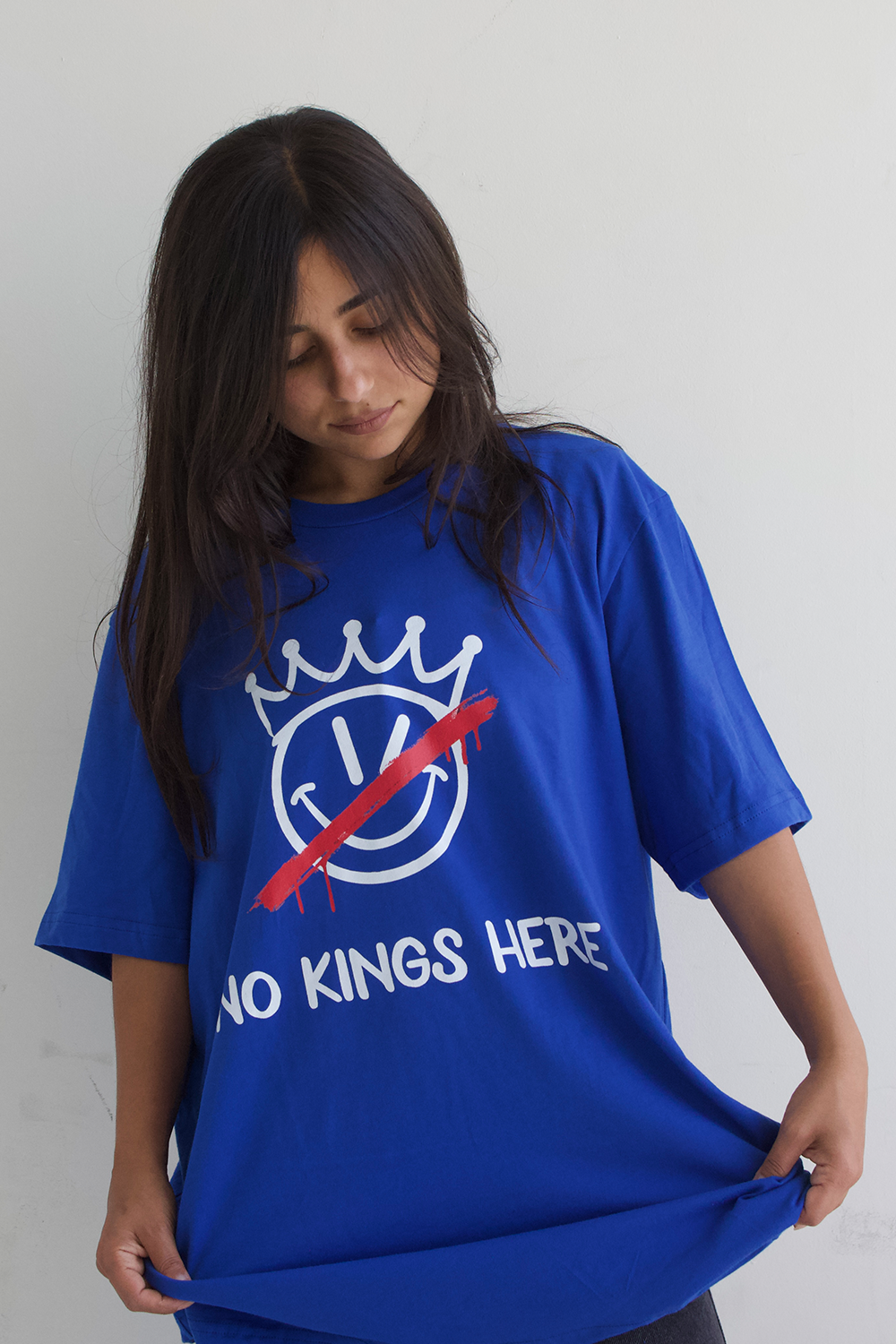 No Kings Here Patriotic T-Shirt Hoodie, Sweatshirt | ZylaModa.com (Image 3)