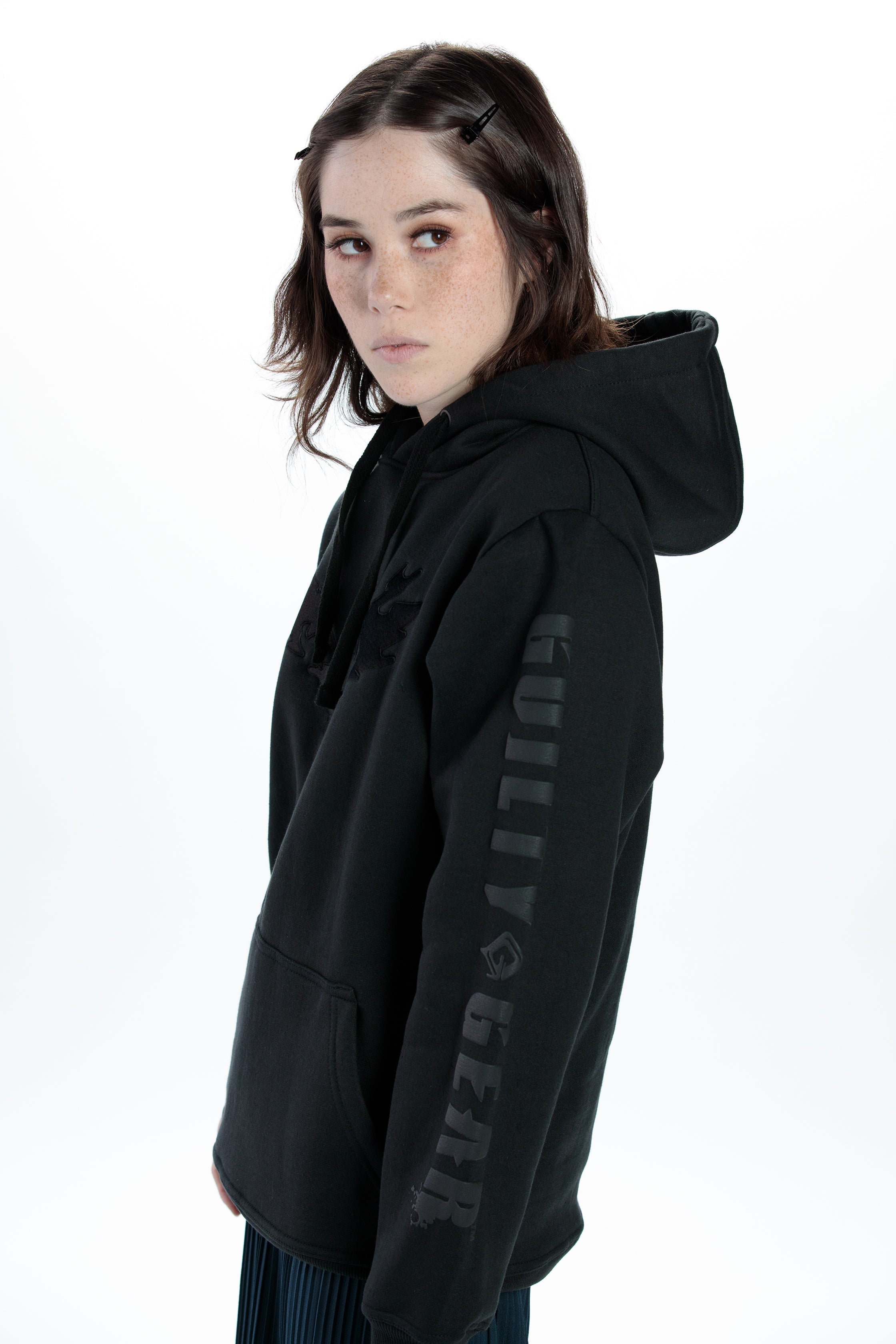 GUILTY GEAR - 'Strive Crest' Premium Embroidered Pullover Hoodie - Black T-Shirts, Sweatshirt | ZylaModa.com (Image 3)