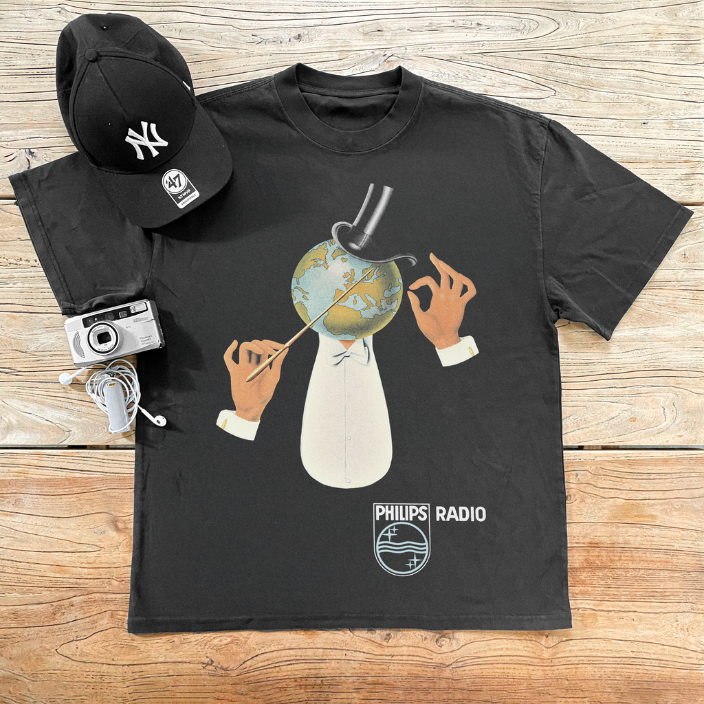 1930's 'PHILIPS RADIO' PRINT HEAVYWEIGHT BLACK T-SHIRT Hoodie, Sweatshirt | ZylaModa.com (Image 1)