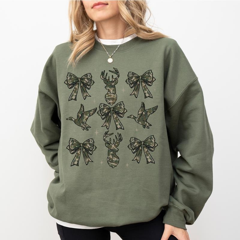Camo Coquette Bow Mallard Hunting Sweatshirt, Camouflage Crewneck for Deer Hunter, Duck Hunt Sweaters for Women, Old...