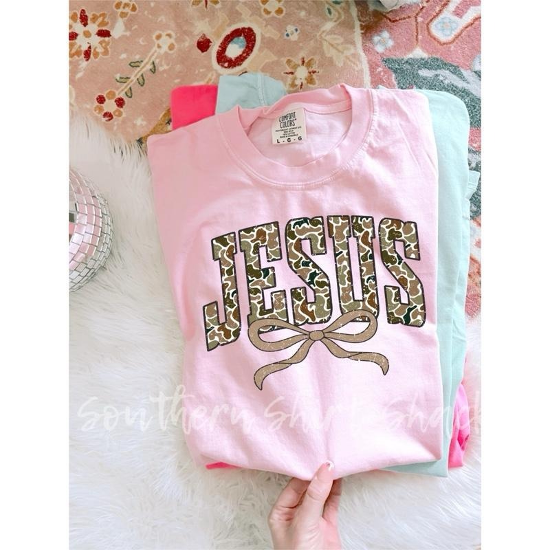 Camo Jesus T shirt  | Preppy Faith based T shirt | Blossom comfort colors T shirt Hoodie, Sweatshirt | ZylaModa.com