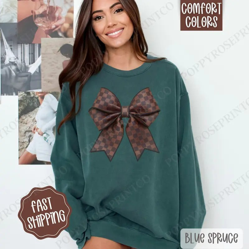 Checkered Coquette Bow Comfort Colors Sweatshirt, Bow Women's Crewneck, Cute Women's Sweater T-Shirts, Hoodie | ZylaModa.com