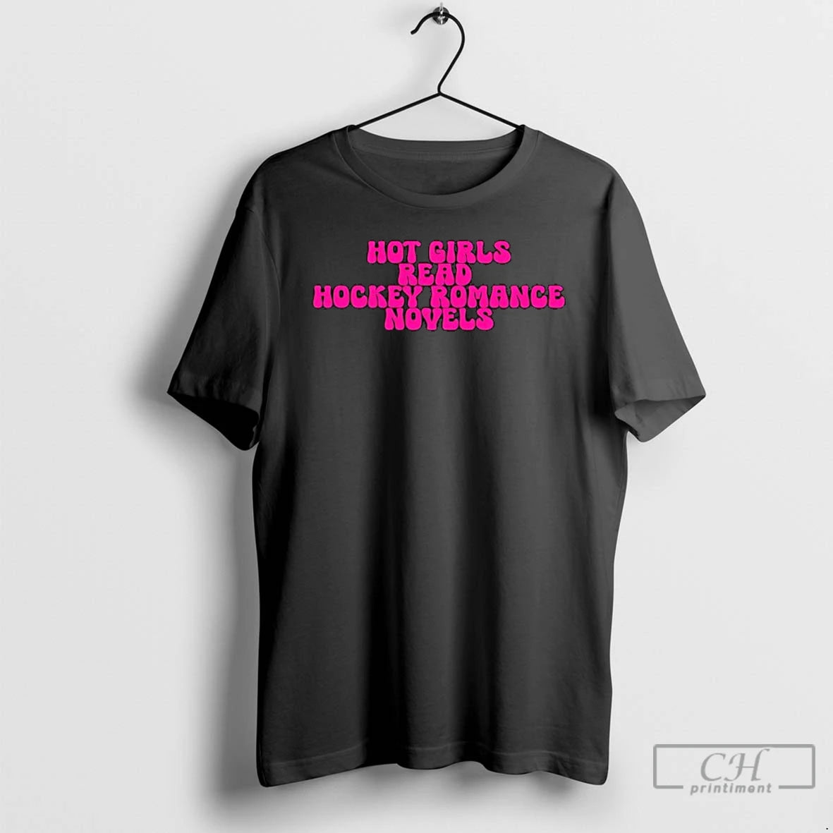 Classic Hot Girls Read Hockey Romance Novels Words T-Shirts, Hoodie, Sweatshirt | ZylaModa.com