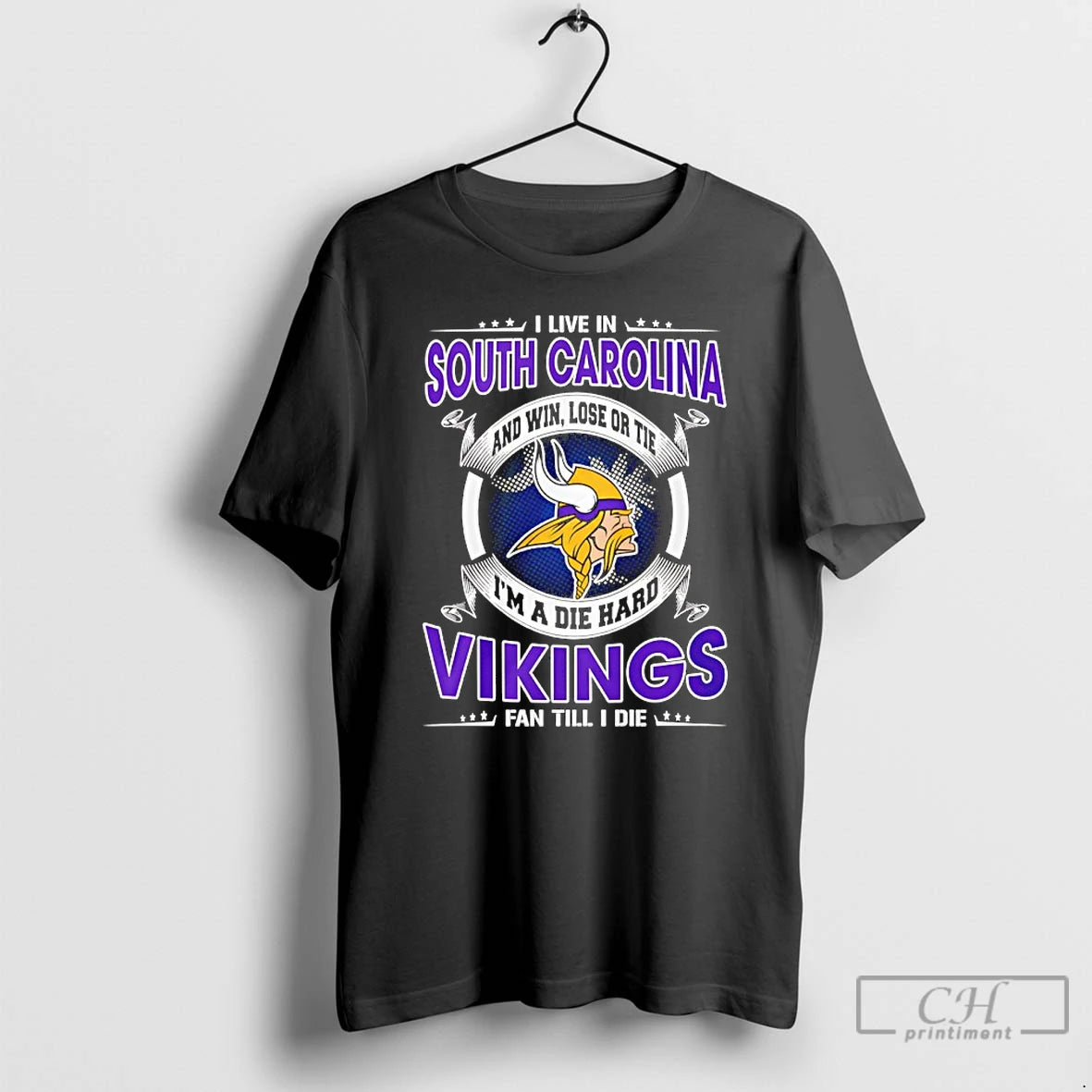 Classic I Live In South Carolina And Win Lose Or Tie Im A Die Hard T-Shirts, Hoodie, Sweatshirt | ZylaModa.com