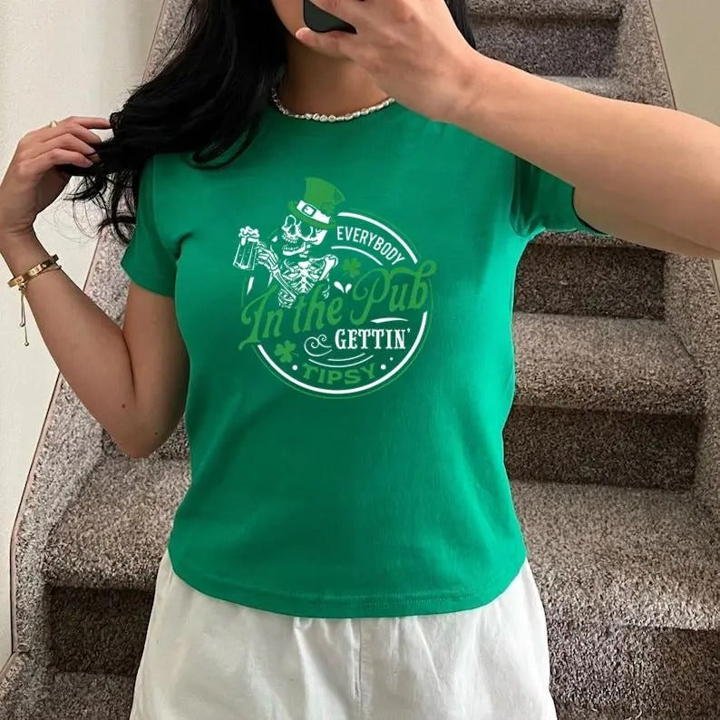 Everybody in the pub gettin tipsy Baby Tee, St Paddy's Baby Tee, Skull Patrick , St Patrick's Day Baby Tee, Y2K 2000's...