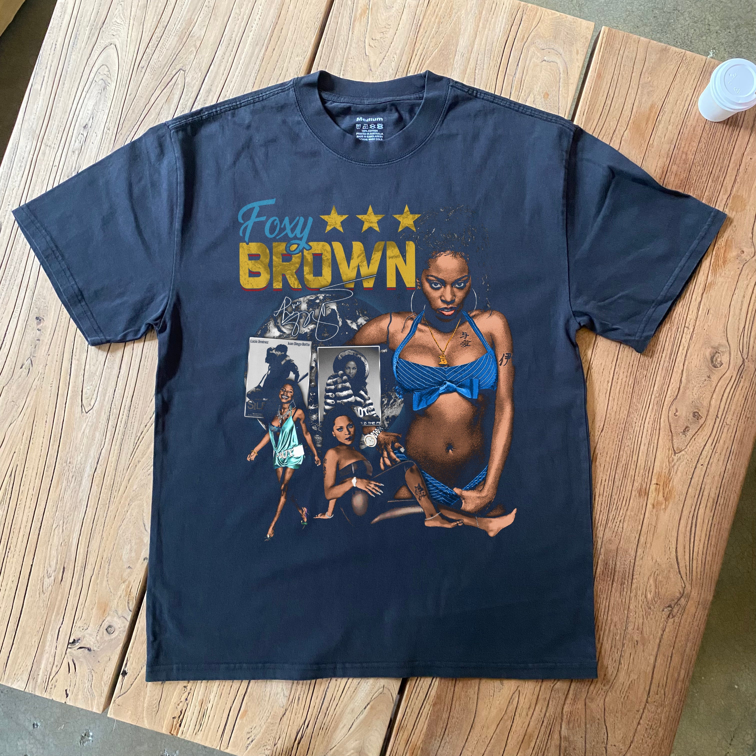 FOXY BROWN-BIG BAD MAMA HEAVYWEIGHT BLACK T-SHIRT Hoodie, Sweatshirt | ZylaModa.com (Image 1)