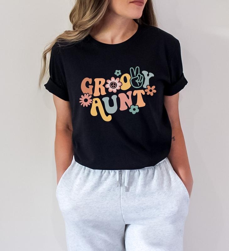 Groovy Aunt Shirt Auntie Shirt Family Groovy Shirts New Aunt Gift Tee Hippie Floral Aunt Tee Birthday Party Shirts Family...