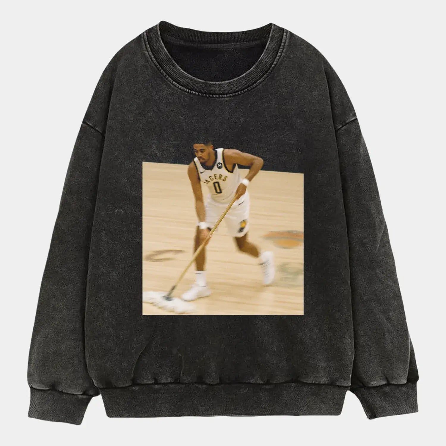 Haliburton Washed Tee Hoodie, Sweatshirt | ZylaModa.com (Image 3)
