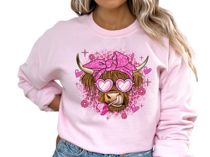 Highland Cow Valentine's Day Women's Top & Sweatshirt T-Shirts, Hoodie | ZylaModa.com