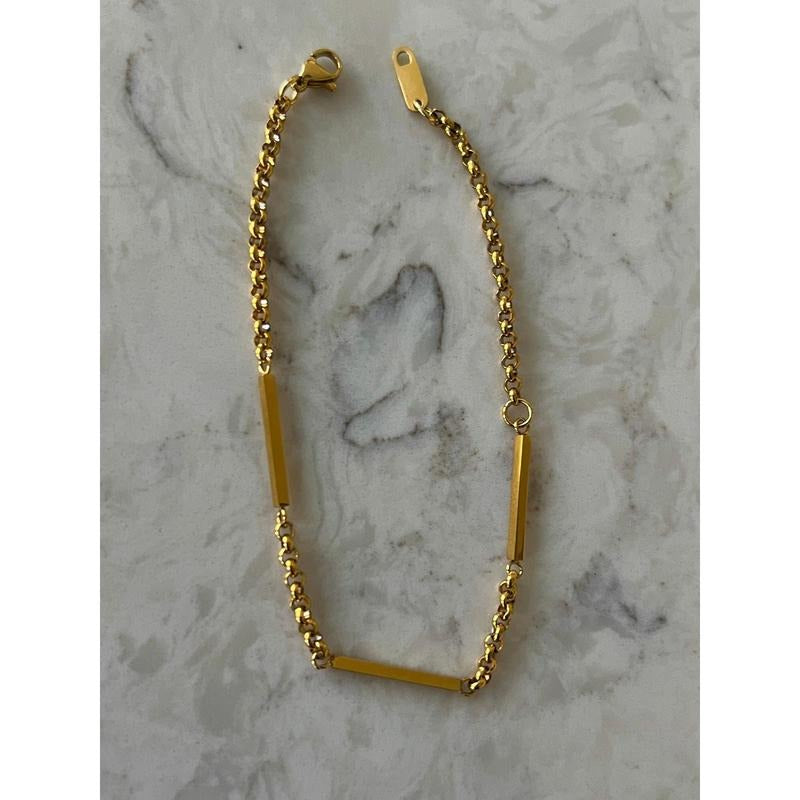 KIM BRACELET T-Shirts, Hoodie, Sweatshirt | ZylaModa.com