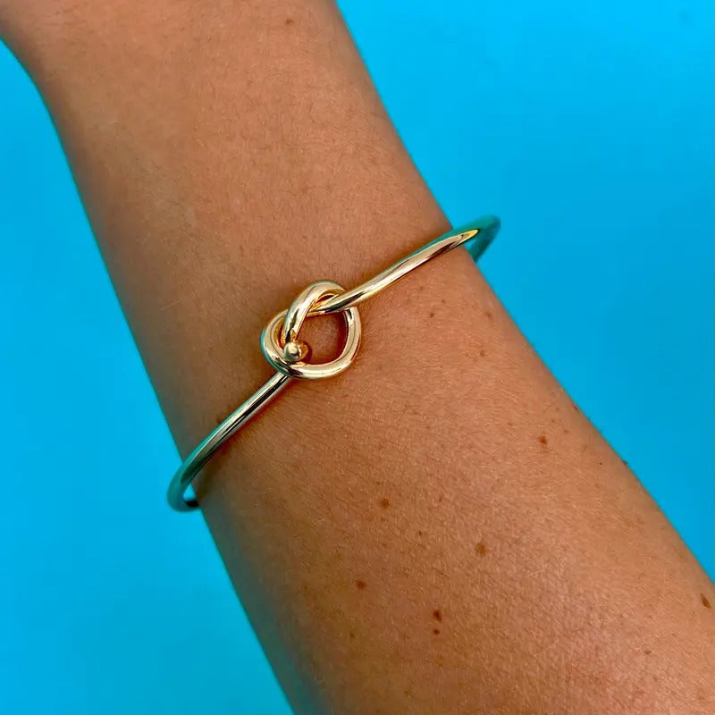Love Knot Bracelet T-Shirts, Hoodie, Sweatshirt | ZylaModa.com