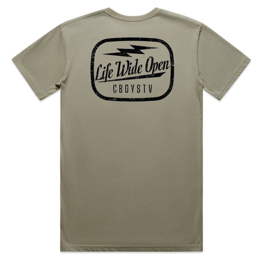 Milwaukee Tee Hoodie, Sweatshirt | ZylaModa.com (Image 1)