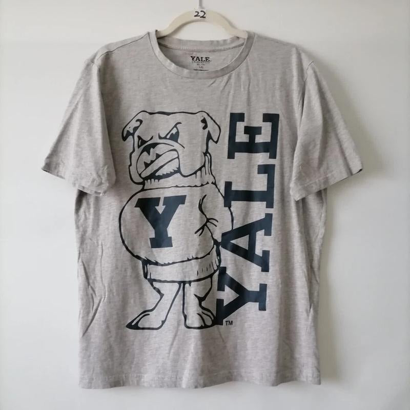 NCAA Yale University Bulldogs Gray  Unisex T-shirt Sweatshirt Hoodie 36 | ZylaModa.com
