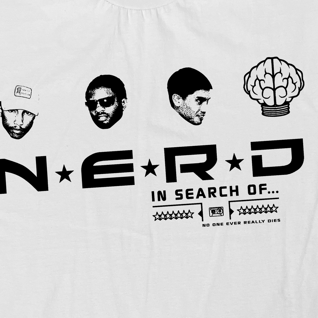 VINTAGE N.E.R.D 2002 'IN SEARCH OF' MERCH HEAVYWEIGHT WHITE CUT-OFF T-SHIRT Hoodie, Sweatshirt | ZylaModa.com (Image 2)