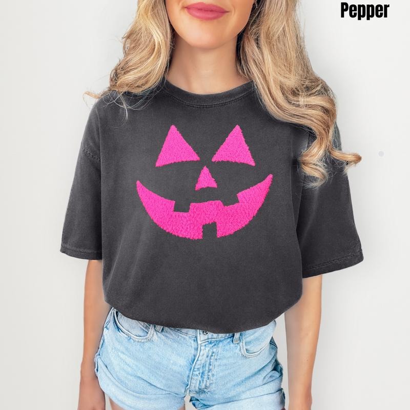 Neon Pink Jack-O-Lantern Fluffy Patch Comfort Colors T-Shirt Hoodie, Sweatshirt | ZylaModa.com