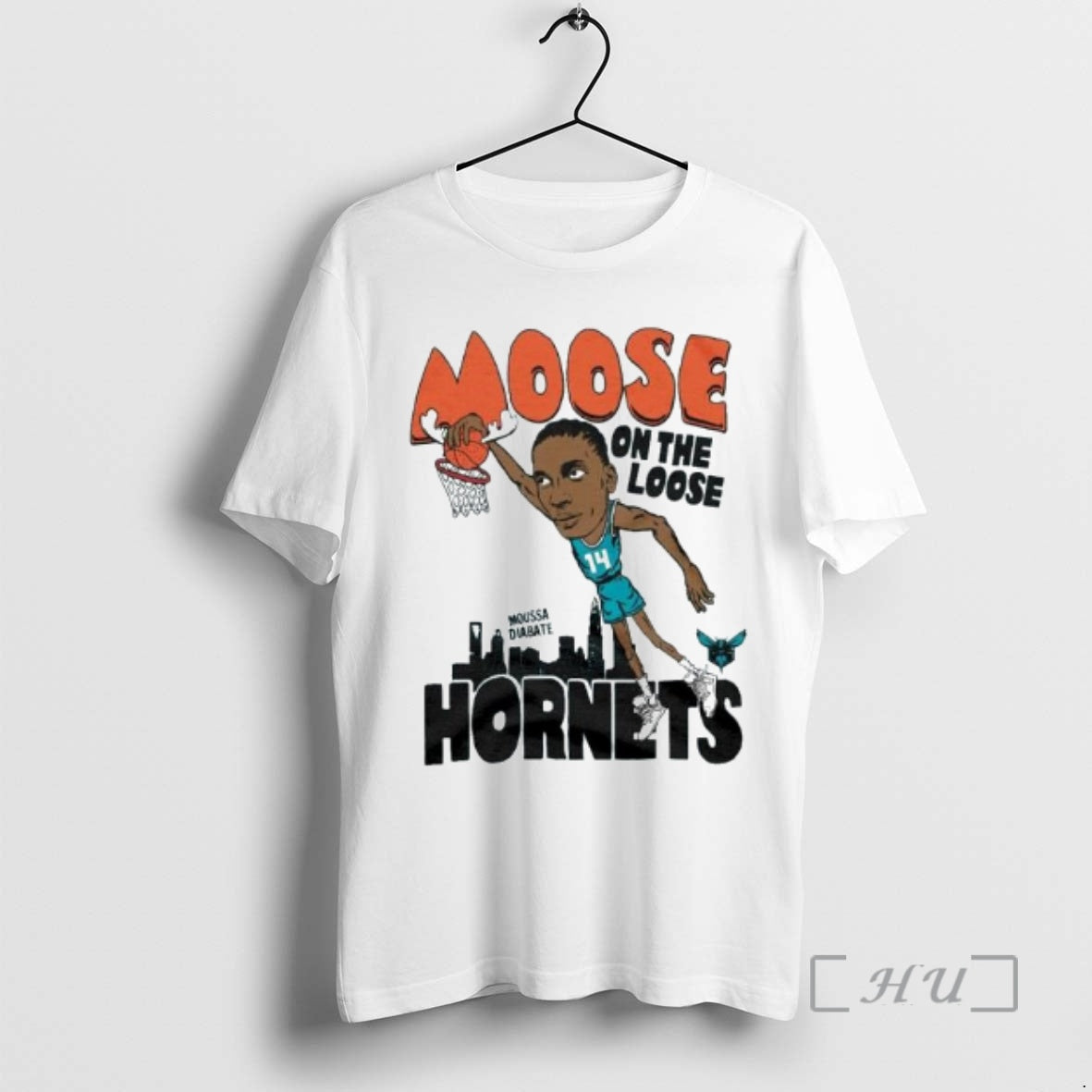 Officials Charlotte Hornets Moussa Diabate On The Loose Skyline Ornaments T-Shirts, Hoodie, Sweatshirt | ZylaModa.com