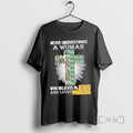 Officials Never Underestimate A Woman Who Believes In Jesus And Loves Green Bay Packers All T-Shirts, Hoodie, Sweatshirt