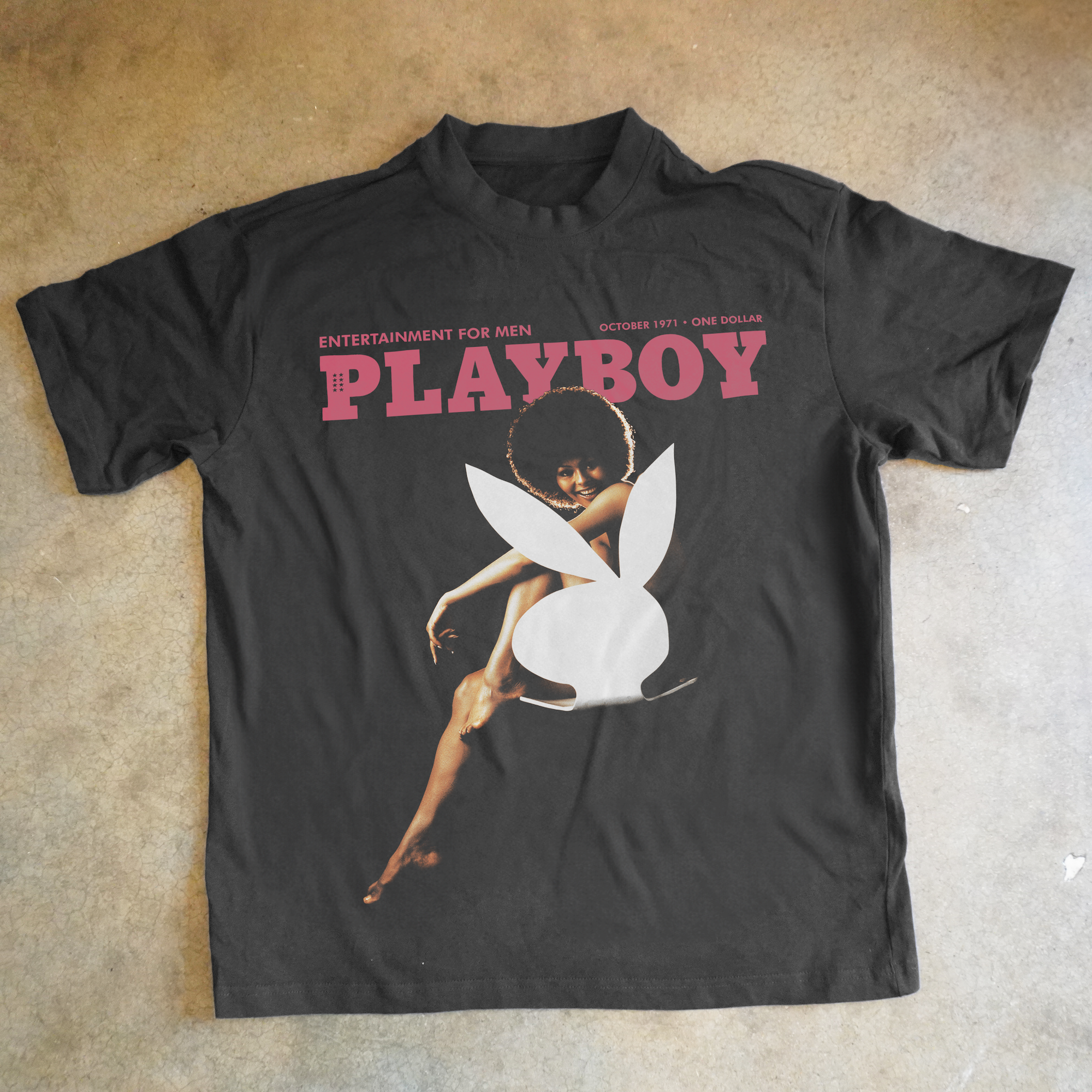 1971 PLAYBOY 'BUNNY CHAIR' HEAVYWEIGHT BLACK T-SHIRT Hoodie, Sweatshirt | ZylaModa.com (Image 1)