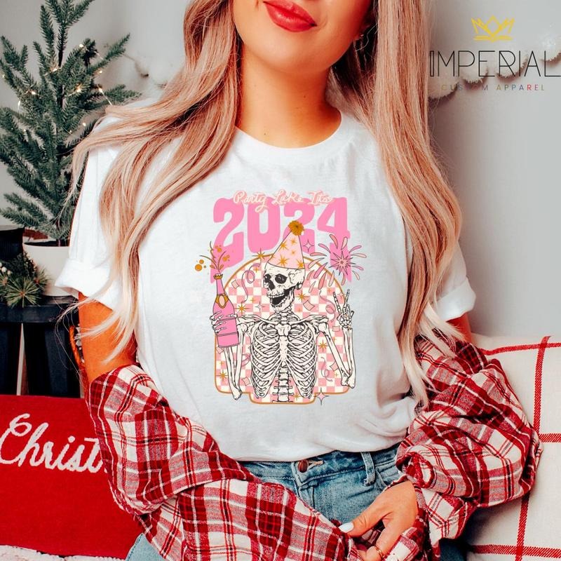Party Like It's 2024 T-Shirt, New Years Eve Sweatshirt, NYE Sweatshirt, 2024 Sweatshirt Hoodie | ZylaModa.com