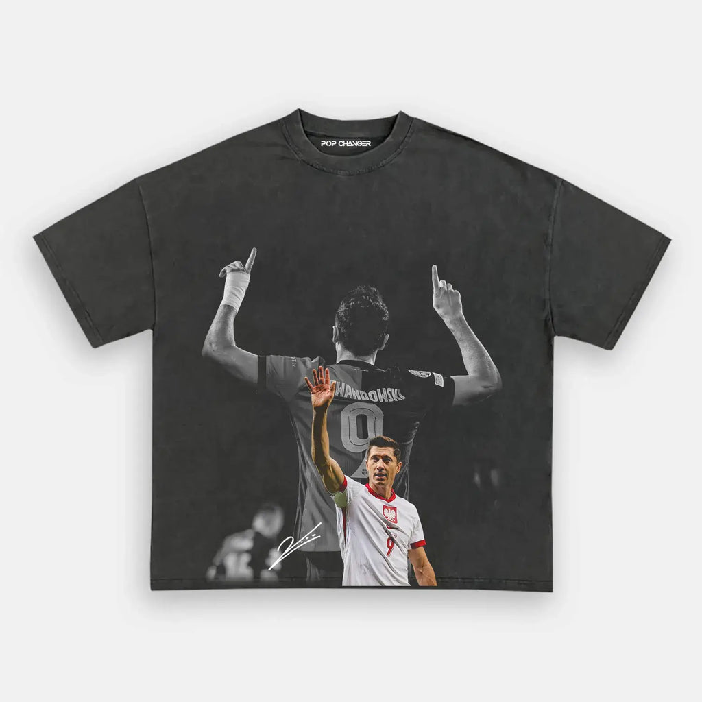 Robert Lewandowski V1 TEE Hoodie, Sweatshirt | ZylaModa.com (Image 3)