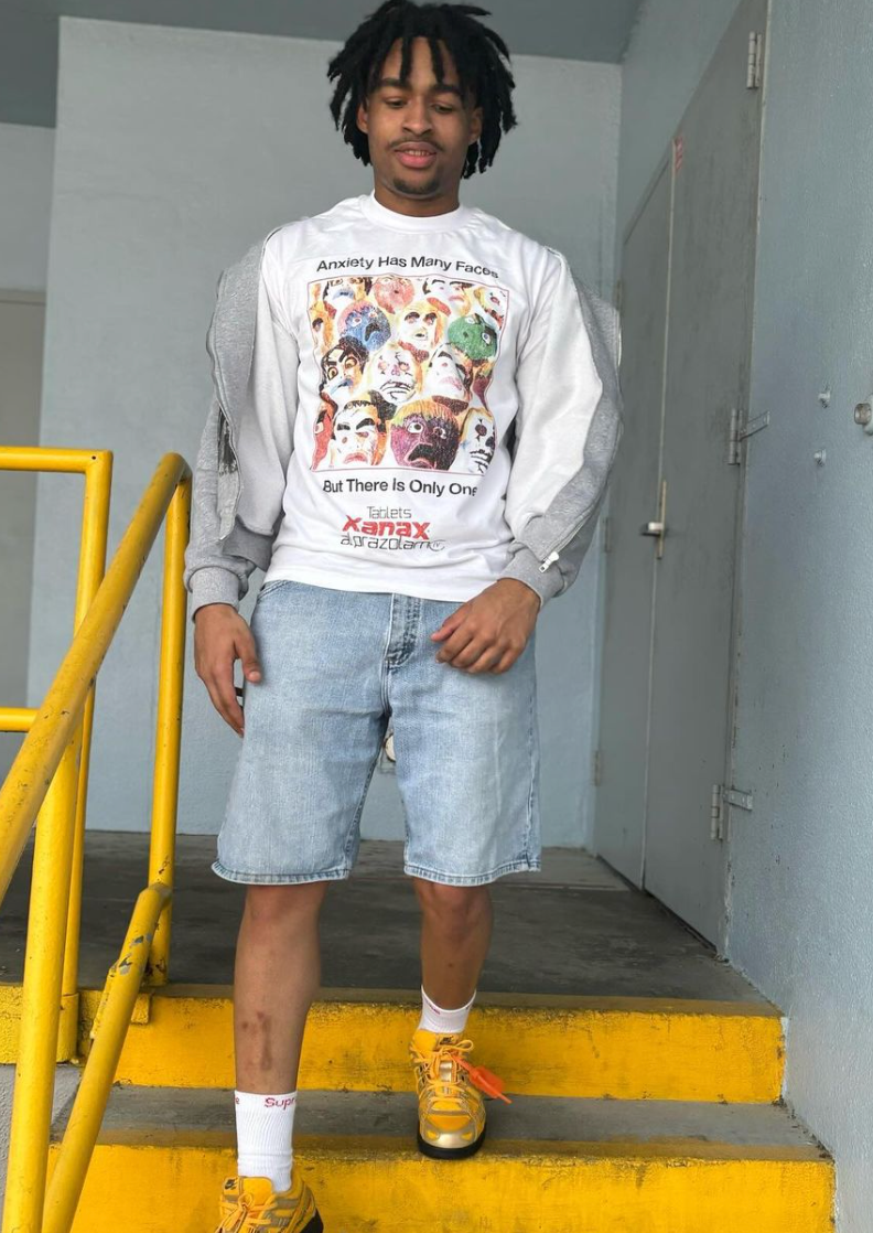ANXIETY HAS MANY FACES WHITE HEAVY WEIGHT T-SHIRT Hoodie, Sweatshirt | ZylaModa.com (Image 4)