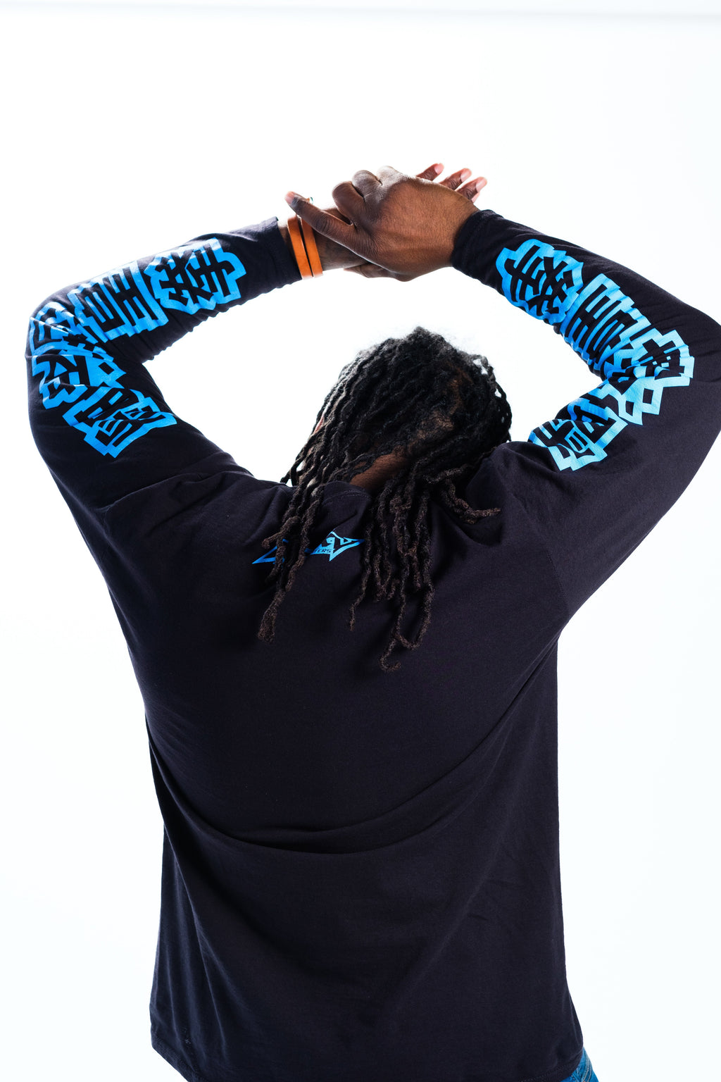 THE KING OF FIGHTERS - 'Benimaru' Long Sleeve Shirt - Black Hoodie, Sweatshirt | ZylaModa.com (Image 2)