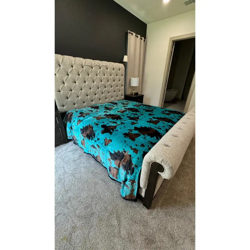 Turquoise Cow Jumbo King 95x120 T-Shirts, Hoodie, Sweatshirt | ZylaModa.com