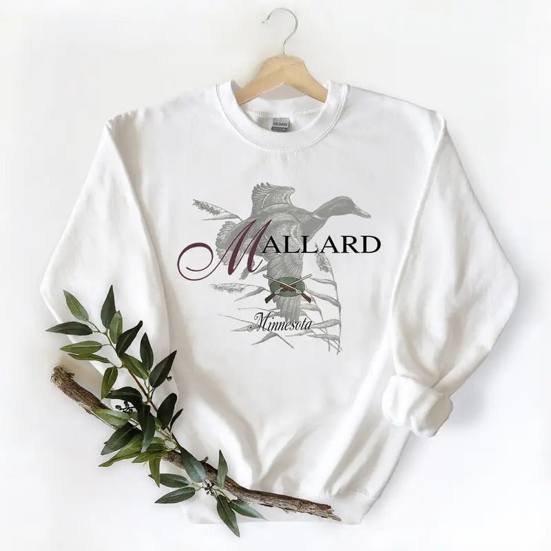 Unisex Hunting Duck Vintage 90s Mallard Graphic Sweatshirt Mallard Duck Animal Crewneck Pullover Cotton Hoodie t-shirts...