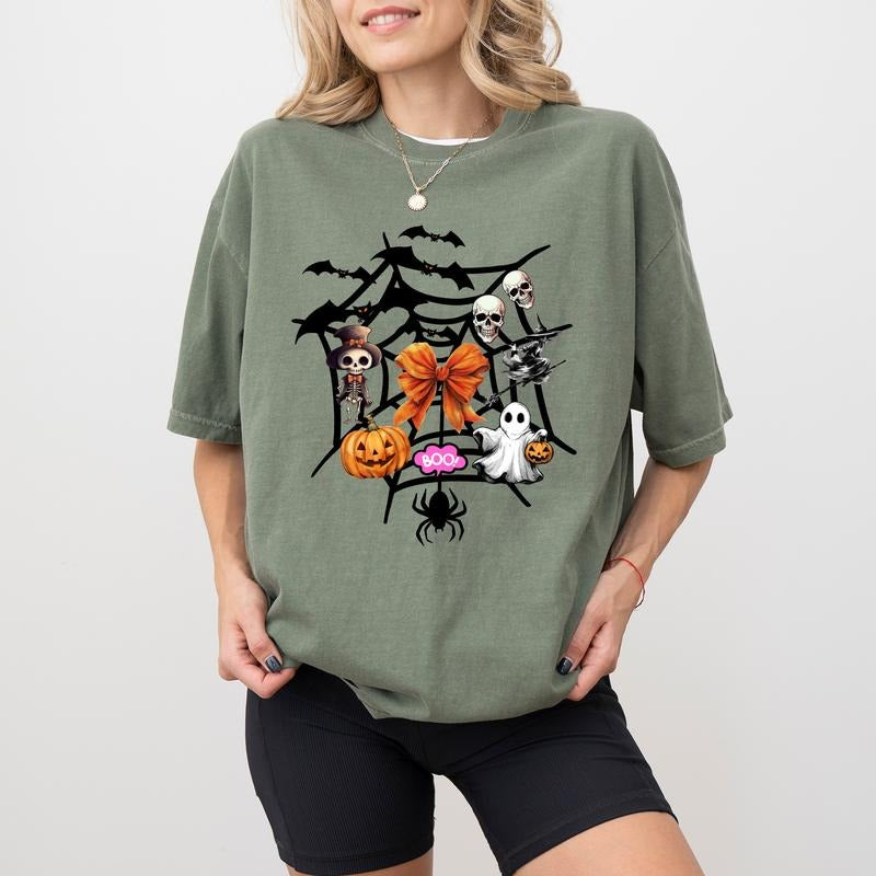 Vintage Spider Web Comfort Colors Shirt, Retro Halloween Graphic Tee, Spooky Vibes Unisex Shirt, Halloween T-shirt For...