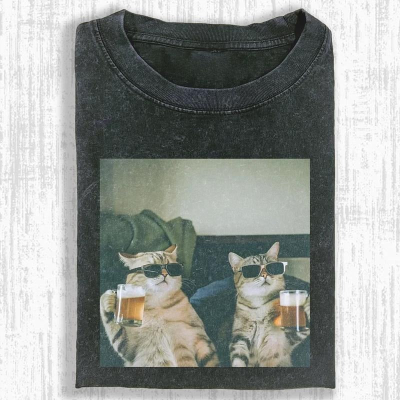 WACKY CAT T-SHIRT , Cat Drinking Beer Comfort Colors Tee, Funny Graphics Shirt, Womenswear Menswear, Gift for Women &...