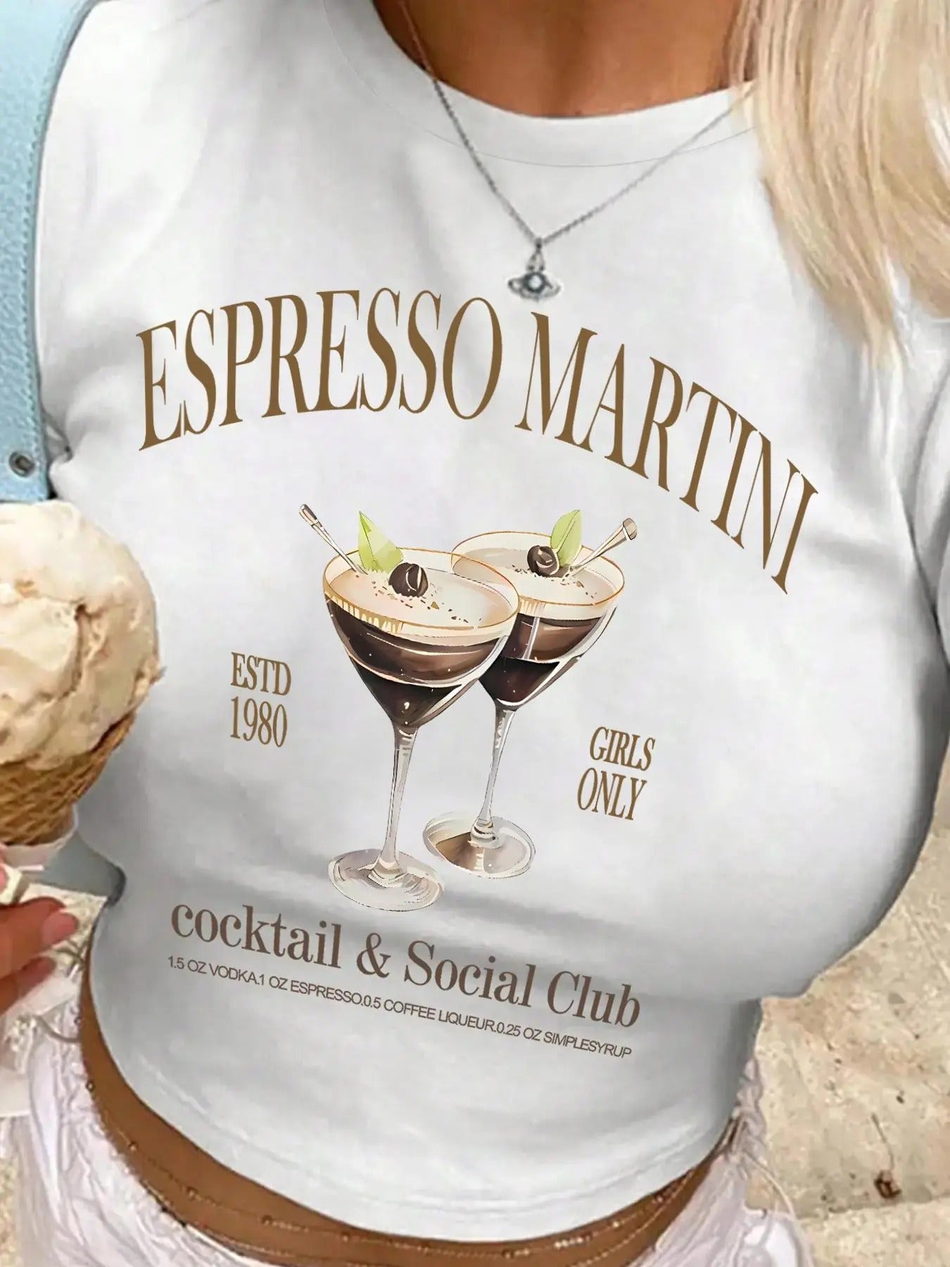 Women's Letter Graphic  Crop Tee, Casual Short Sleeve Crew Neck T-shirt for Daily Wear, Ladies Clothes for All Seasons...
