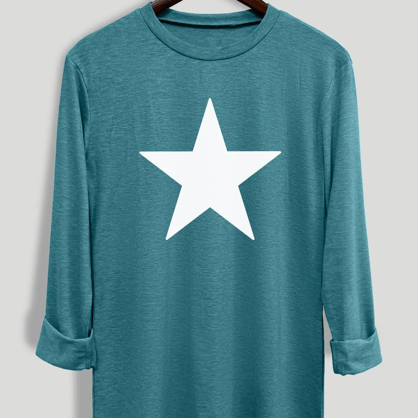 Women's Star Print Round Neck Tee, Casual Long Sleeve Crew Neck T-shirt for Fall & Winter, Women's Top for Daily Wear...