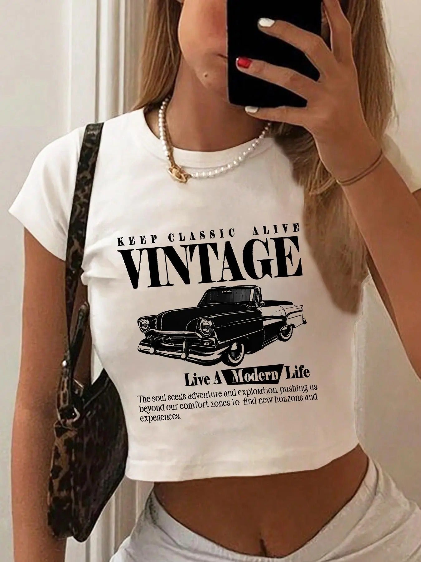 Women's Vintage Car Graphic Print Round Neck Crop Tee, Casual Slim-fitting Short Sleeve T-shirt, Ladies Summer Clothes...