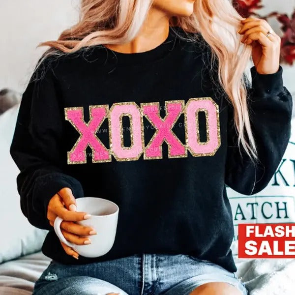 XO XO Valentines Day Sweatshirt, Valentine Shirt, Valentines Crewneck Hoodie | ZylaModa.com