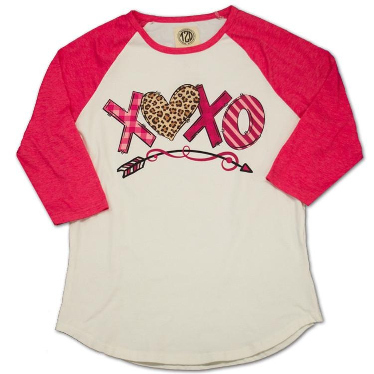 XOXO Vintage Raglan T-Shirts, Hoodie, Sweatshirt | ZylaModa.com