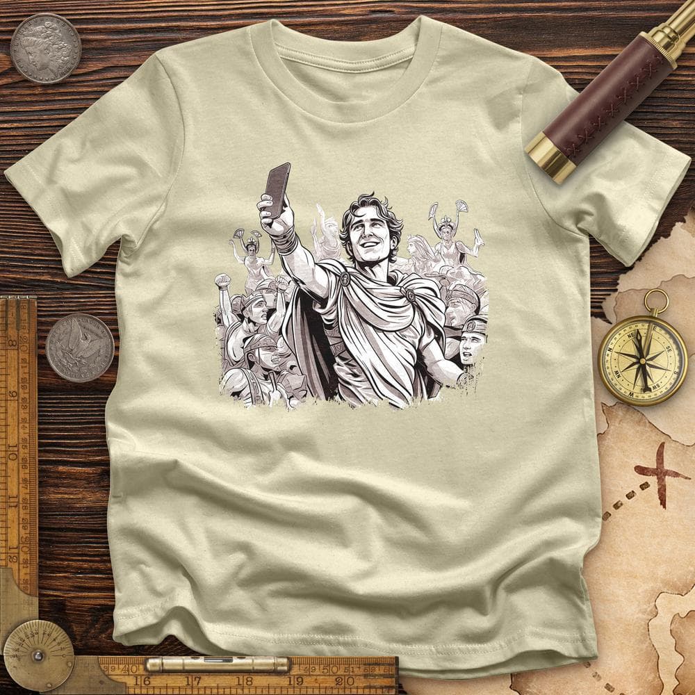 Alexander The Great Selfie T-Shirt Hoodie, Sweatshirt | ZylaModa.com (Image 1)