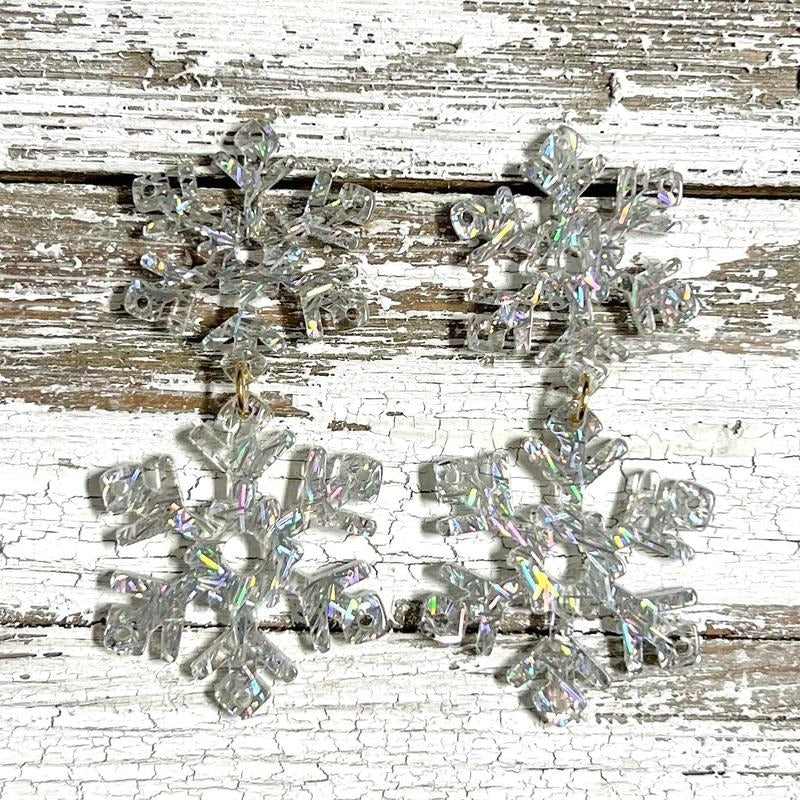 zDouble Snowflake Shimmer Earrings T-Shirts, Hoodie, Sweatshirt | ZylaModa.com